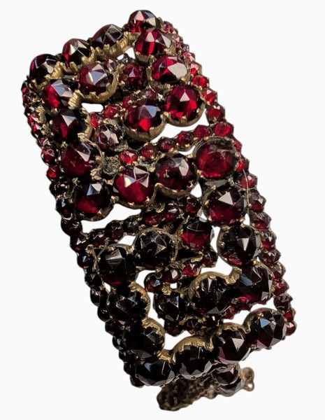 Armband , broscher, örhängen