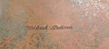 Patinerat bronsfat med motiv av en guldfisk troligtvis danskt