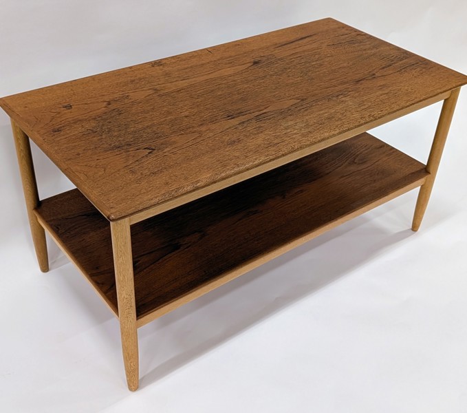 Soffbord / Tv-bänk [TV-549] Märkt uindertill