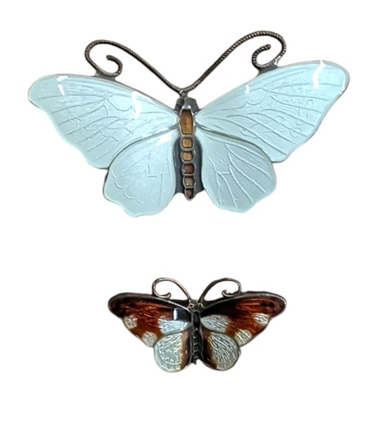 Silverbroscher Fjärilar med emalj 2 st