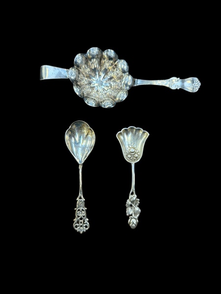 SILVER ströare och teskedar