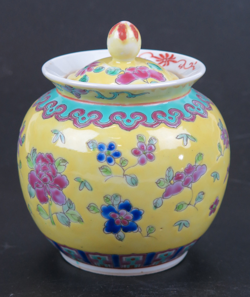 LOCKSKÅL porslin, Kina