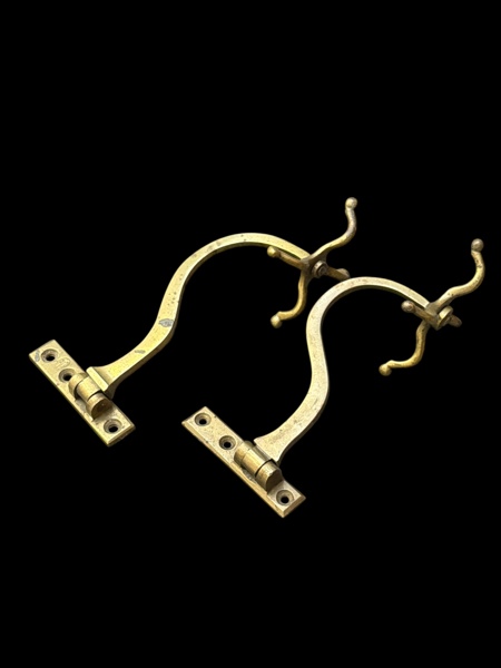 STUDENTHÄNGARE 2 st Mässing