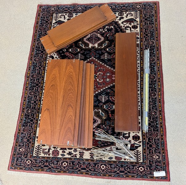 Vägg-hylla motsvarande modul-system liknande String Mahogny-fanér