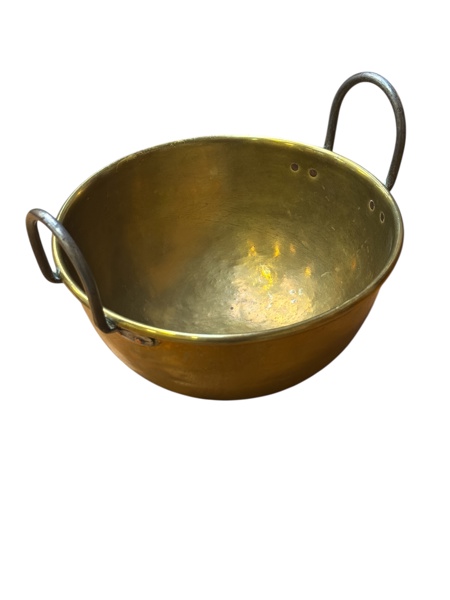 KÄRL i mässing med smideshandtag