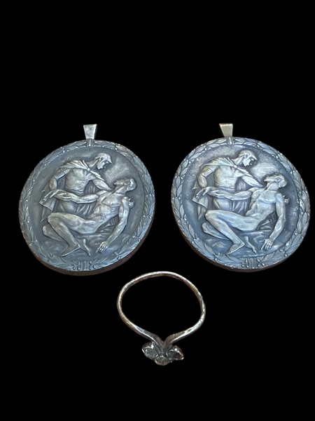 SILVER, medaljer och ring