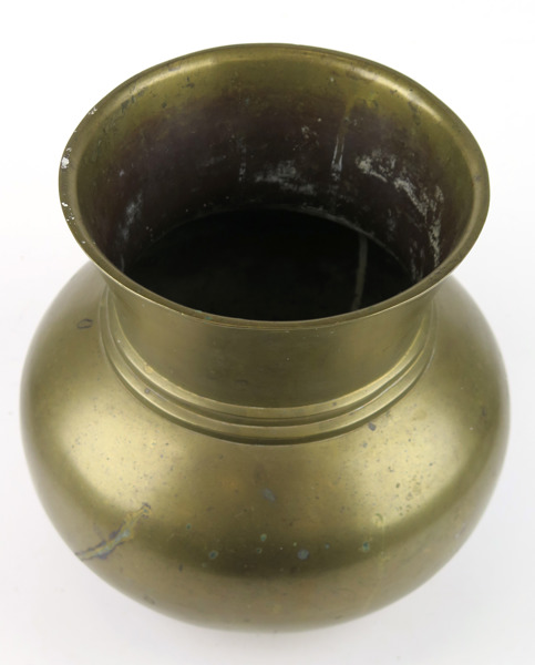 URNA, brons, 1900-tal