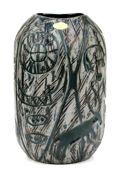 Simmulsson, Mari för Uppsala Ekeby, vas, glaserat lergods, "Hedenhös", design 1957, modellnummer 4304, etikettmärkt