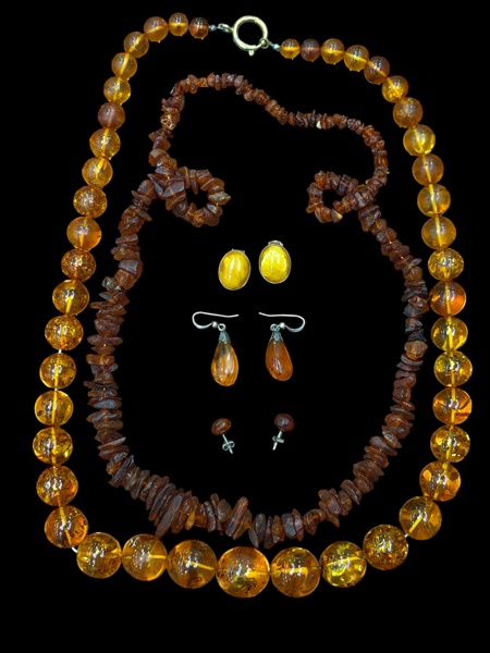 SILVER, diverse örhängen och halsband, 8 delar