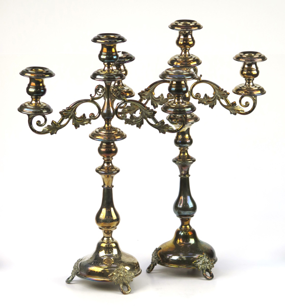 Kandelabrar till 3 ljus, 1 par, nysilver, oscarianska, 1800-talets 2 hälft, löstagbara kandelaberarmar