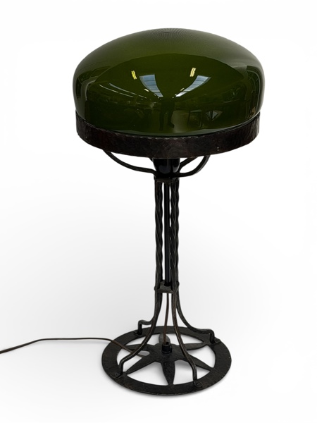 BORDSLAMPA,  smide och grönt glas