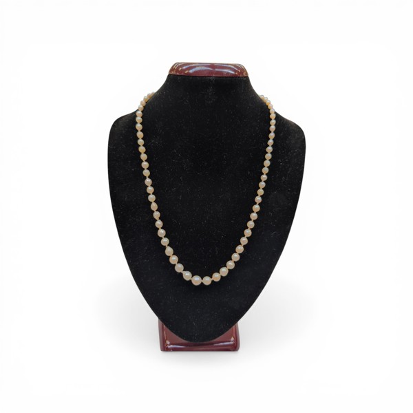 PÄRLHALSBAND, med silverlås