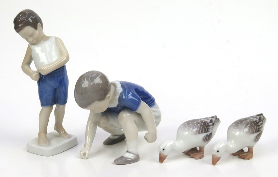 Figuriner, 4 st, porslin, B&G, polykrom underglasyrdekor