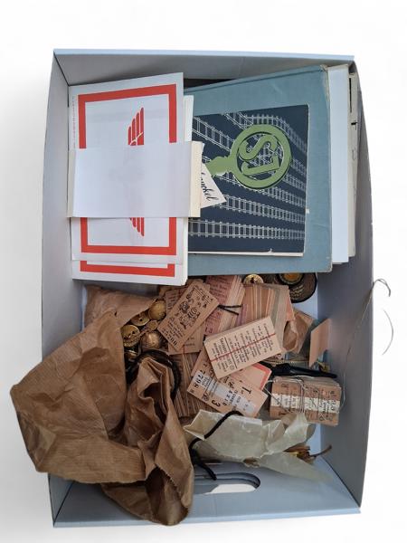 PARTI DIVERSE, SJ-relaterat