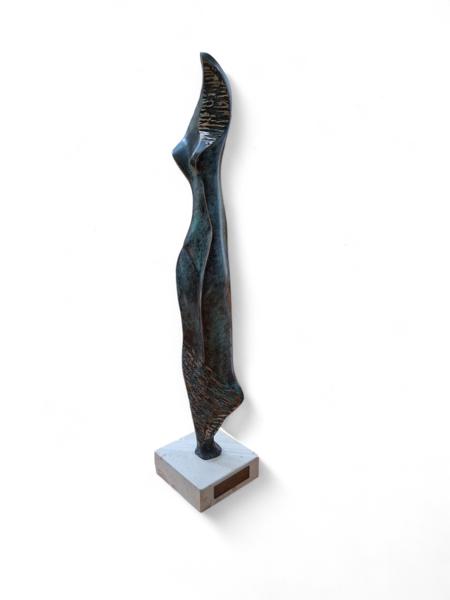 Wysocki, Stanislaw (Stan Wys), skulptur, patinerad och polerad brons på stensockel, stående kvinnogestalt, signerad och numrerad 4/8, h 43 cm
