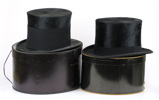 Höga hattar, så kallade Top Hats, 2 st, Best London