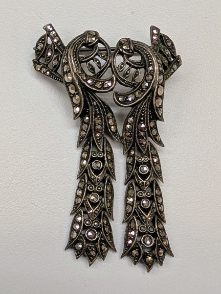 XXX Brosch - Art Deco i silver