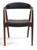 Armstol, teak med svart skaiklädsel, Danmark