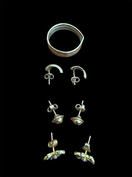 Diverse guldföremål