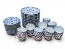PORSLIN, ROYAL COPENHAGEN MUSSELMALET, KAFFEKOPPAR MED UNDERFAT samt ASSIETTER