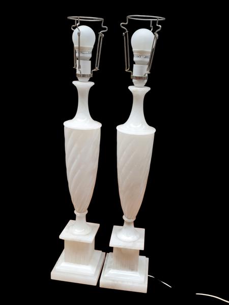 BORDSLAMPOR PAR Vit Alabaster