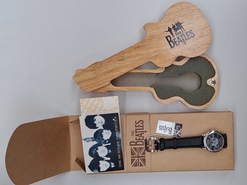 ARMBANDSUR TIMEPIECES