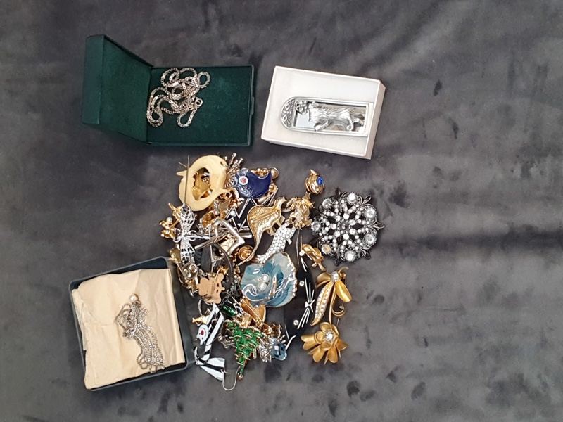 Parti smycken och bijouterier, delvis silver