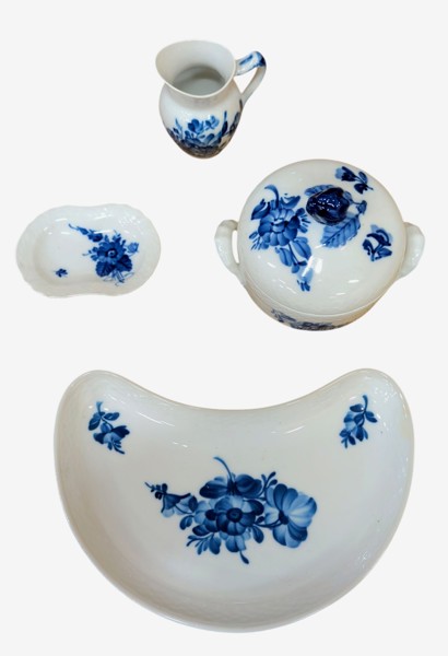 Servis-delar Royal Copenhagen Blå Blomster