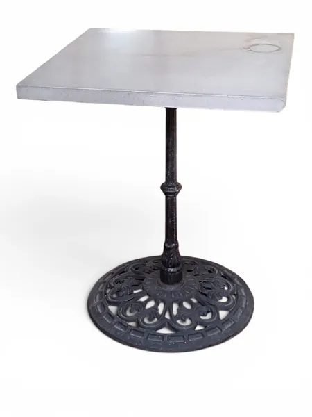 TRÄDGÅRDSBORD, gjutjärn och betong