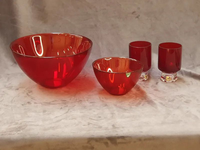 PARTI GLAS, 4 delar