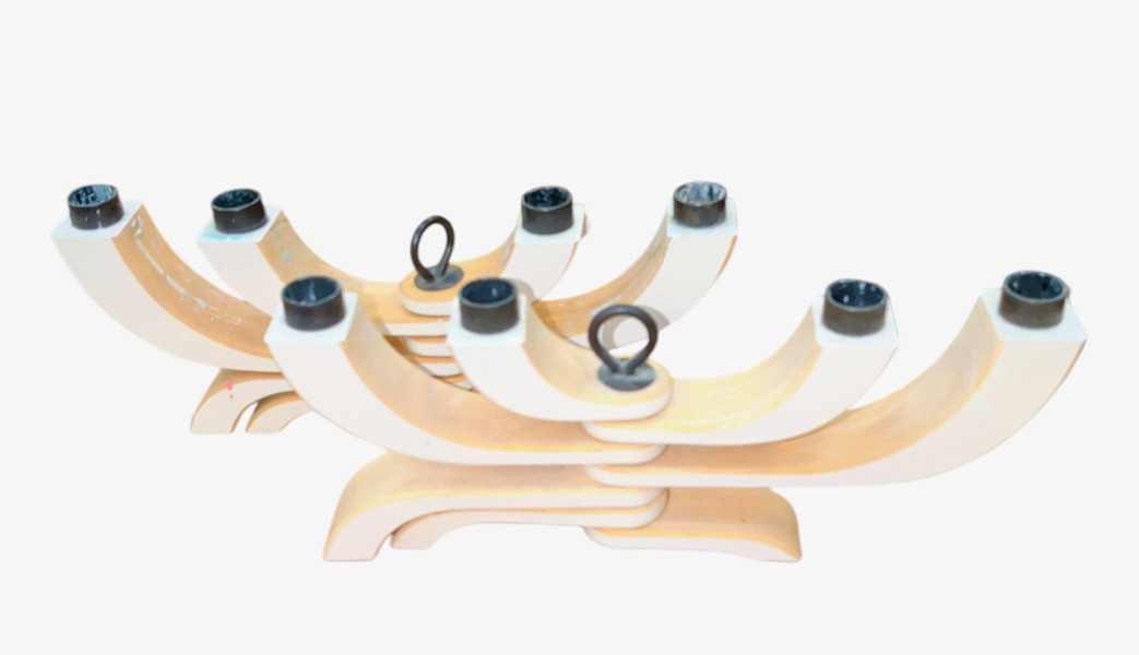 Kandelabrar för fyra ljus 2 st i trä Design: Stockholm House