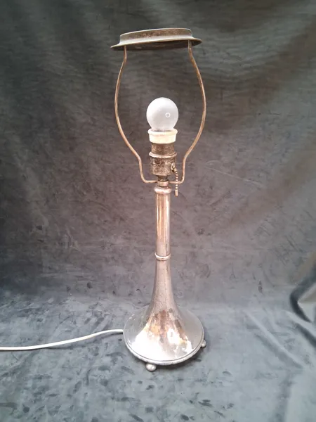 BORDSLAMPA