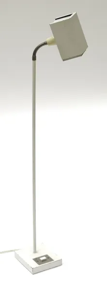 GOLVLAMPA, Björn Svensson för Elidus,