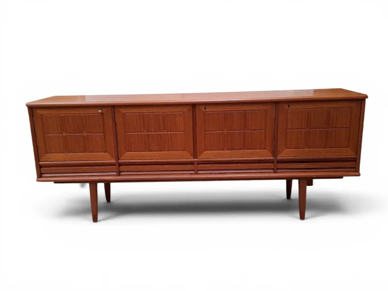 SIDEBOARD, Nordås Bruk A/S Nesttun, Norge