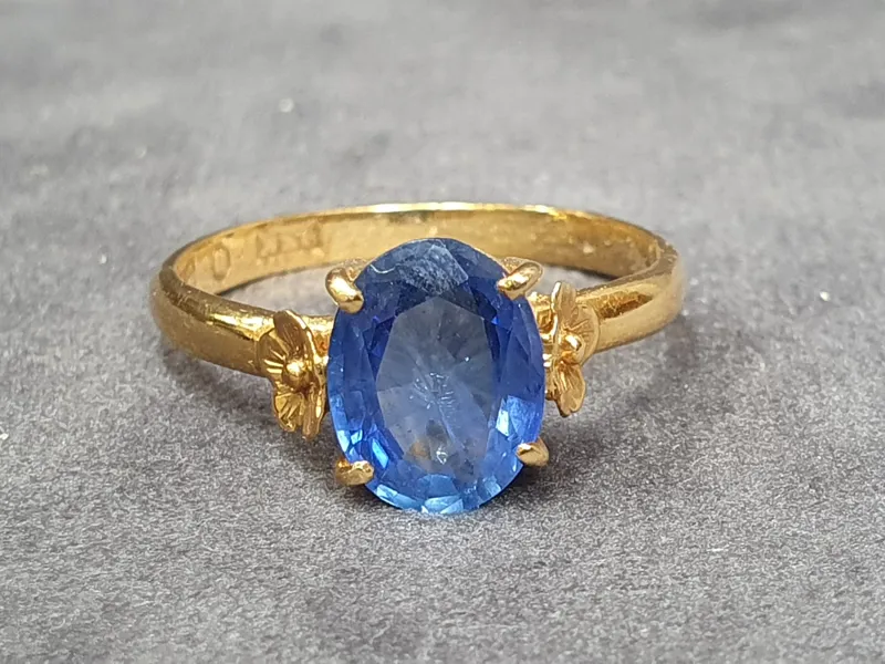 RING, blå sten 