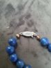 HALSBAND, ÖRONSTIFT, Lapis lazuli samt hänge, guld