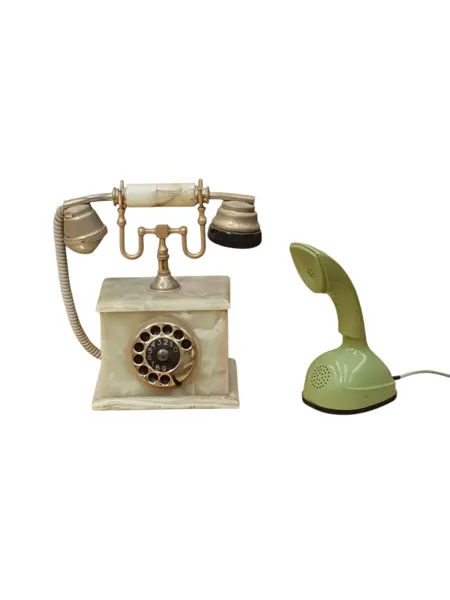 TELEFONER