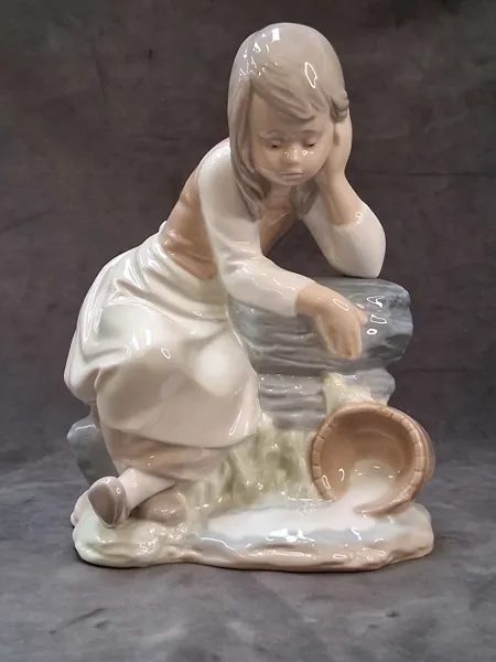 Figurin, Nao
